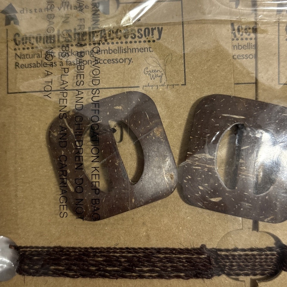 VTG Nashville Wraps 1.5" Sq Coconut Shell Sliders Bulk 6-Pack Gift Wrap Decor - Picture 6 of 7